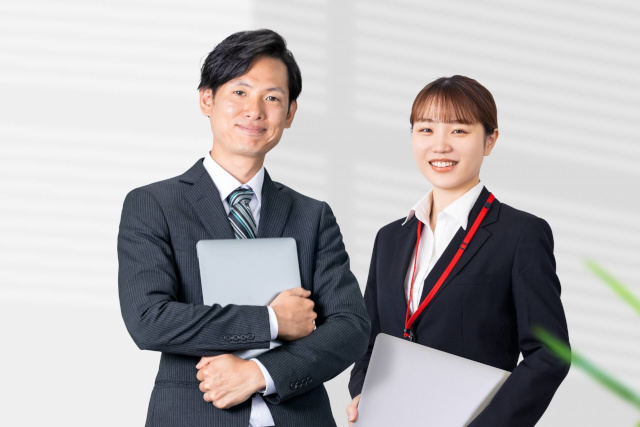 採用コンサル会社の社員