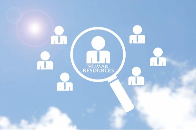 human resourcesの文字と人物アイコンを覗くルーペ